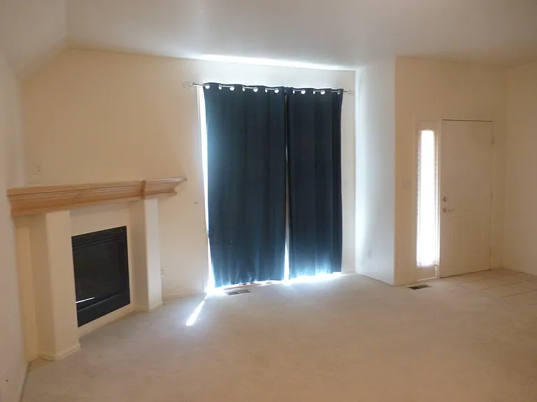 4141 Outlook Blvd #E — Photo 8