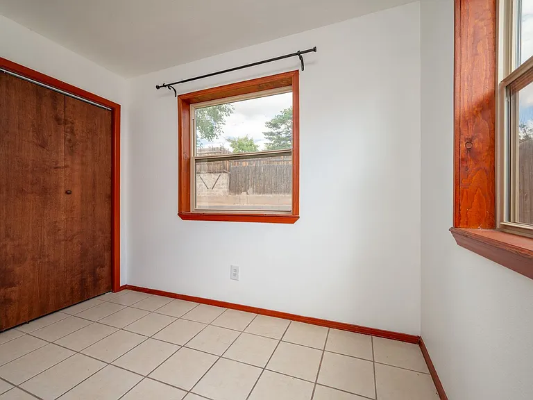 2911 Avenida Alamosa — Photo 19