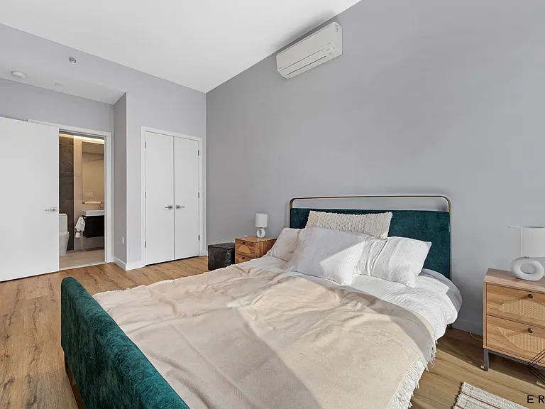 219 Lenox Rd #4E — Photo 7