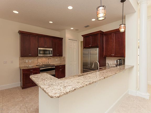 4th image of 4 Spanish Oaks Ct