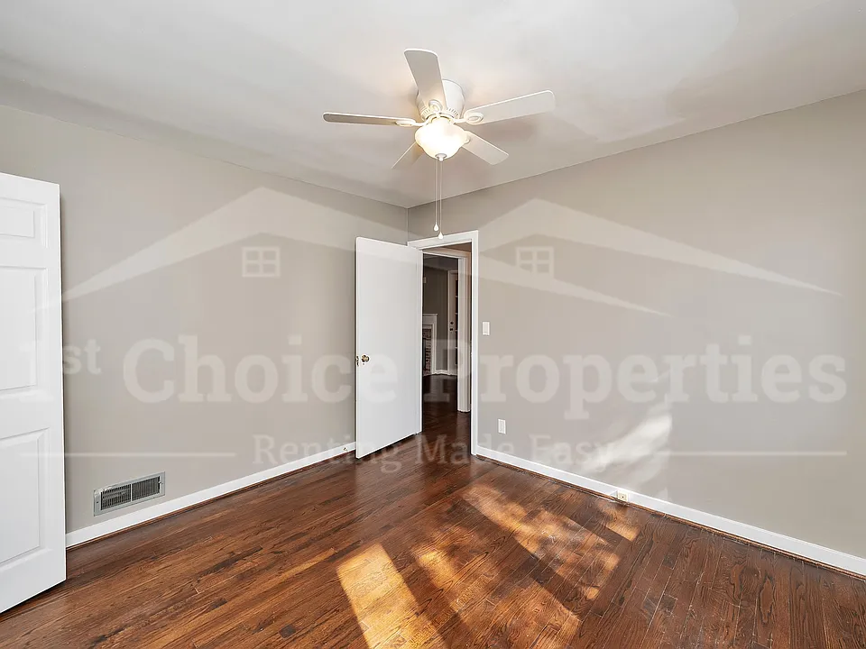 2005 Chestnut Rd