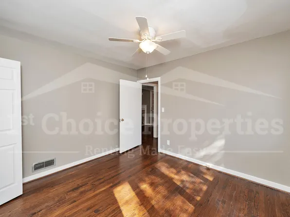 2005 Chestnut Rd, Vestavia Hills, AL 35216