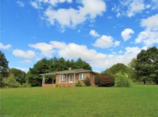 443 Hoopers Creek Rd, Fletcher, NC 28732