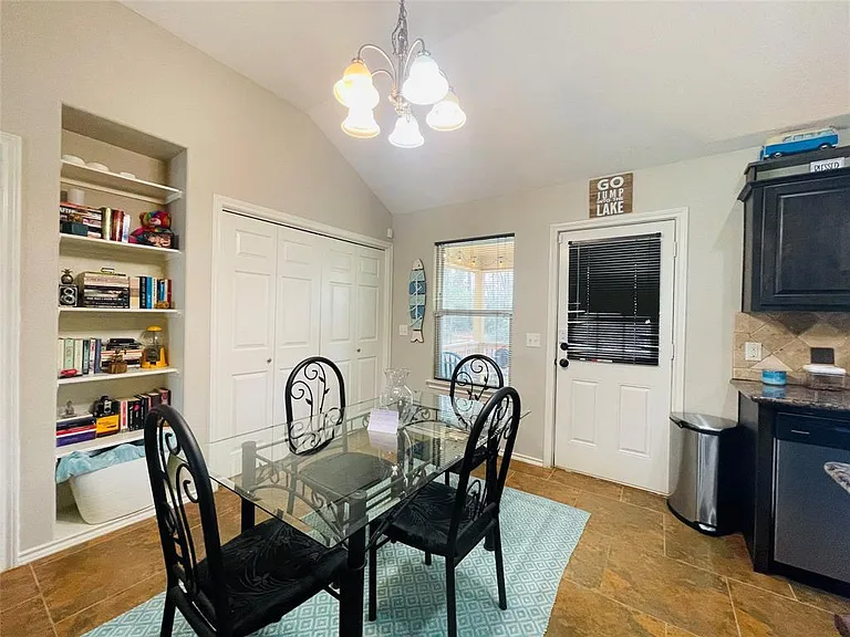 21515 Fawn Dr — Photo 8