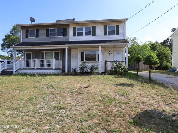 814 Laurel St