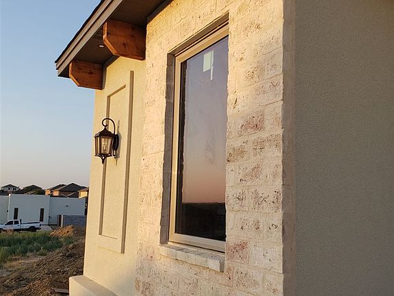 2nd image of 1607 Cozumel Dr