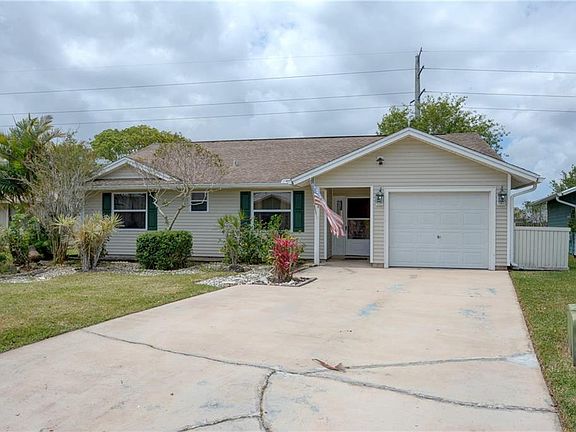 3rd image of 6664 SE Silverbell Ave