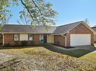 624 Ridge Dr, Biloxi, MS 39532