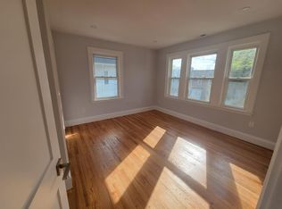 6 Sanderson Pl, Brighton, MA 02135