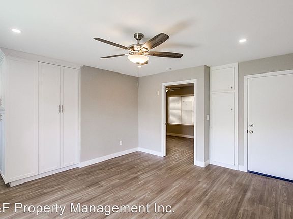 5th image of 1010 33rd St #1010
