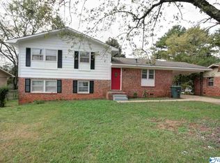 3215 Deerfield Rd NW, Huntsville, AL 35810