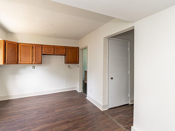 5th image of 3635 Cornell St