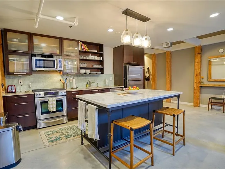 170 Boulevard SE #208E — Photo 6