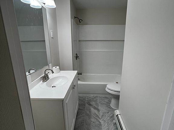 2nd image of 147 Camden Ave Floor 1