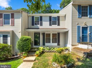9193 Forest Breeze Ct, Springfield, VA 22152