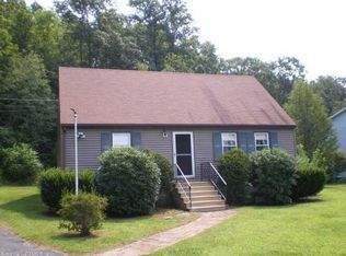 512 Pleasant St, Southbridge, MA 01550