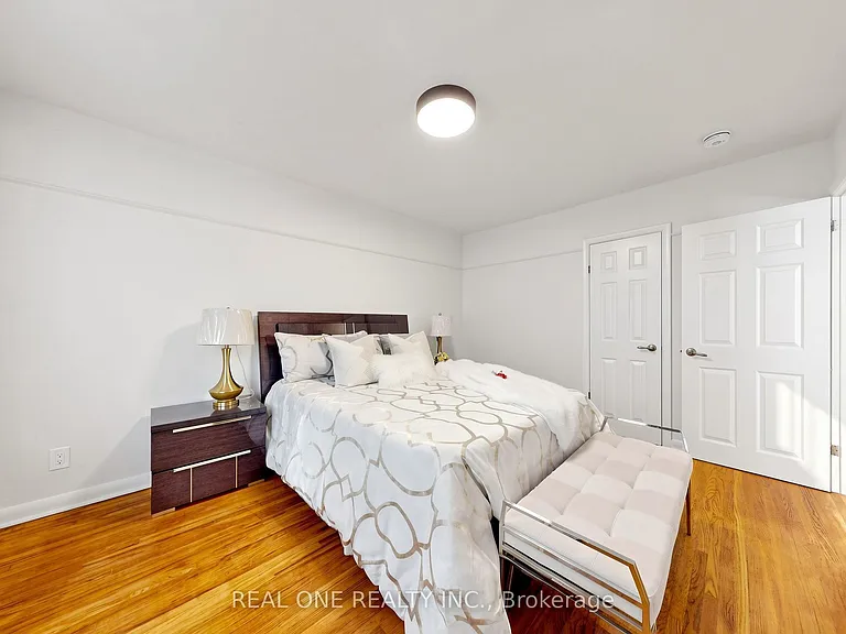 49 Bayview Pkwy — Photo 23
