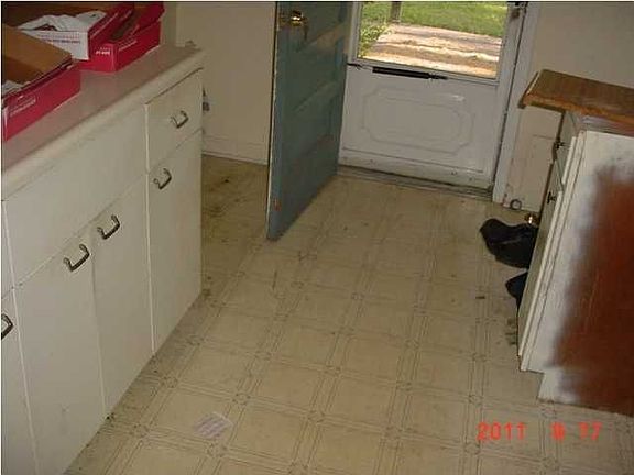 5th image of 9416 Dalton Dr