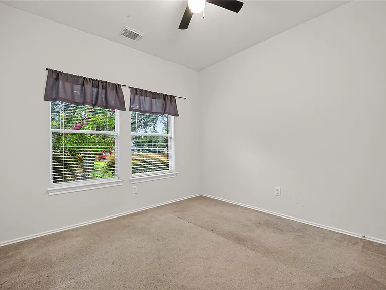 13022 Cherton Ct — Photo 37