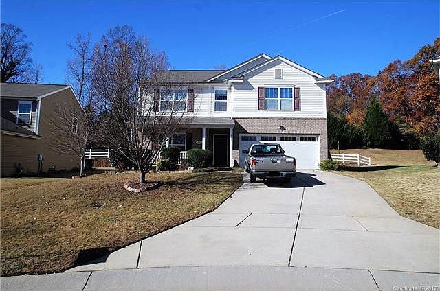 1st image of 911 Sweetgum St