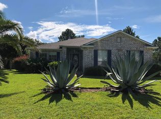 2050 Indigo Dr, Navarre, FL 32566