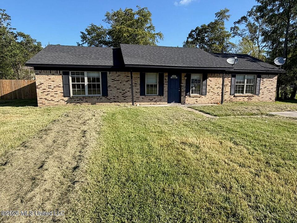 1st image of 3604 Harrison Dr