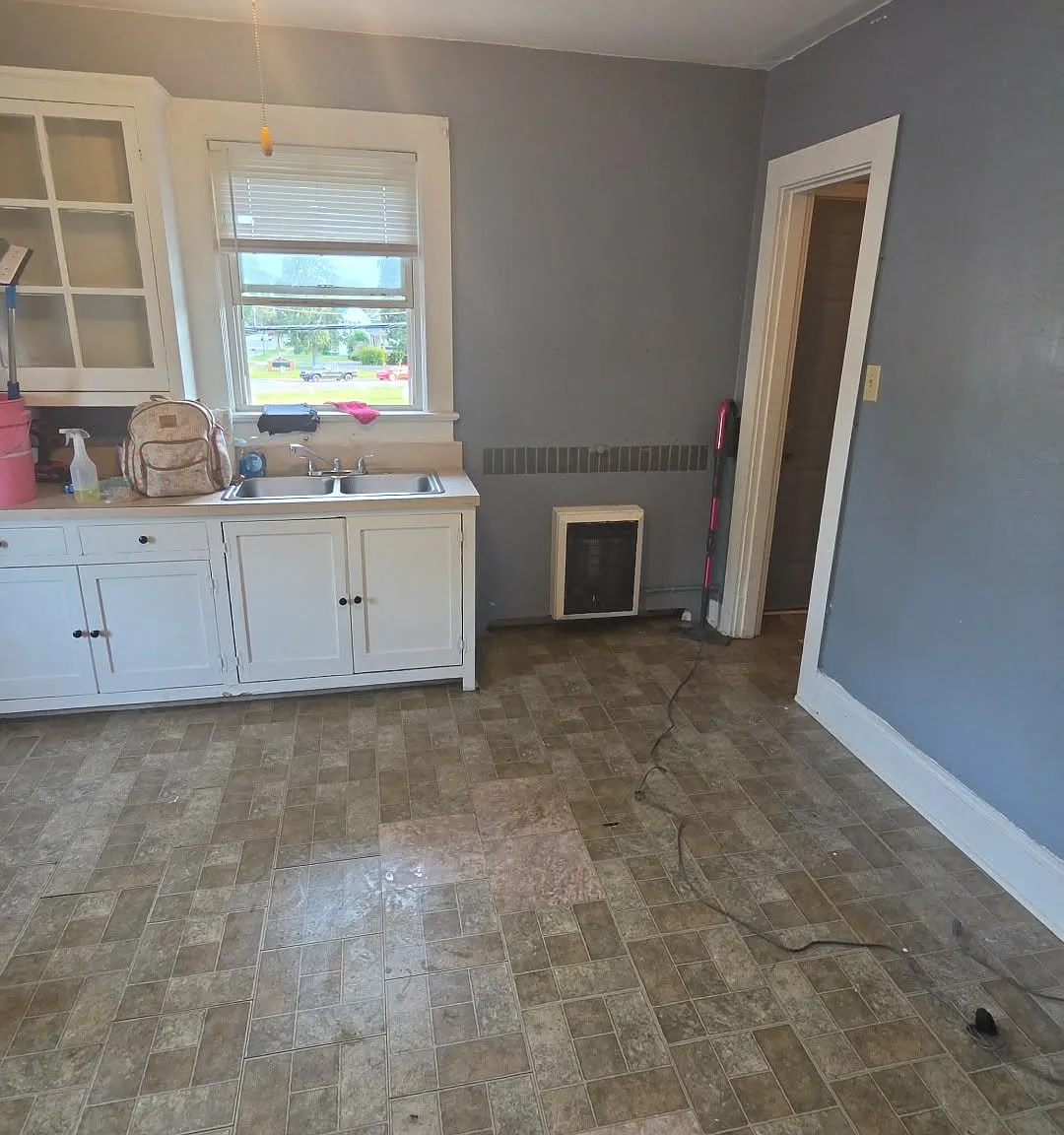 2 bed, 1.5 bath, 800 sqft, $950 — Photo 2