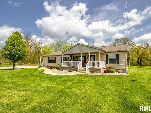 22492 N Copple Ln, Walnut Hill, IL 62893