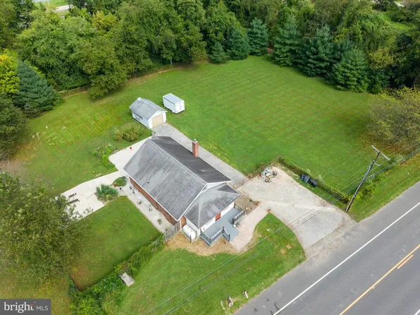 252 S Pennsville Auburn Rd, Penns Grove, NJ 08069