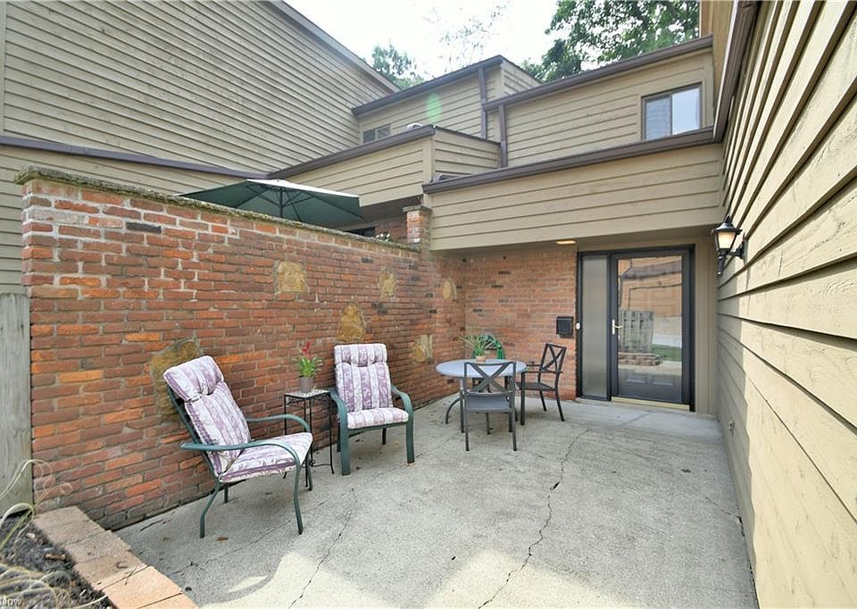 1st image of 124 Kimrose Ln #124