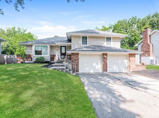 3009 SE 4th St, Blue Springs, MO 64014
