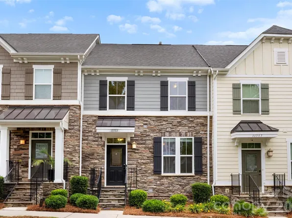 11753 Blessington Rd, Huntersville, NC 28078