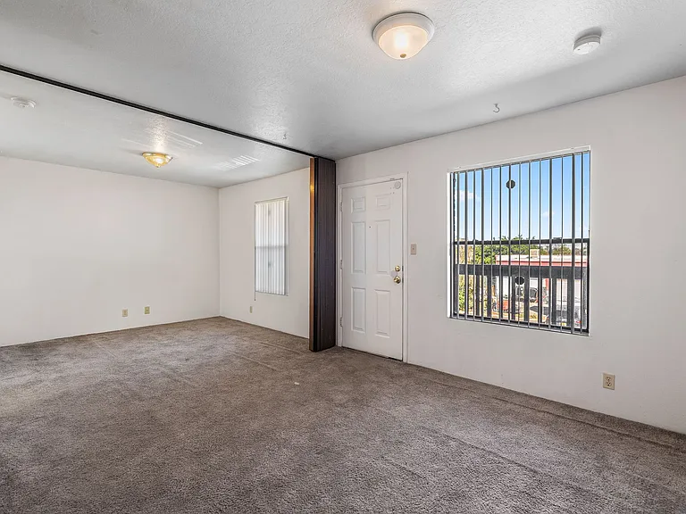 Brandywood Park Apartments — Photo 13