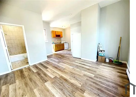 812 E 223rd St #2 — Photo 4
