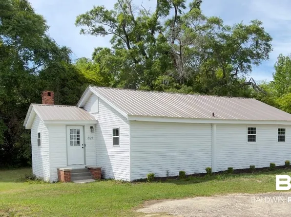 821 Dailey St, East Brewton, AL 36426
