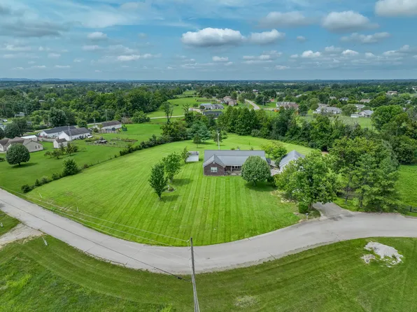 167 Ogg Ln, Berea, KY 40403