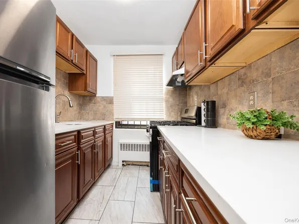 70-07 Park Drive E #A, Kew Garden Hills, NY 11367