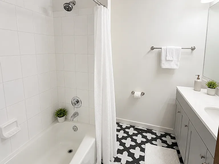 3321 Wildbriar Ln — Photo 6