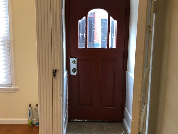 2nd image of 2227 S Rosewood St