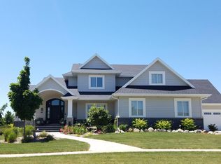 201 W 77th St, Sioux Falls, SD 57108