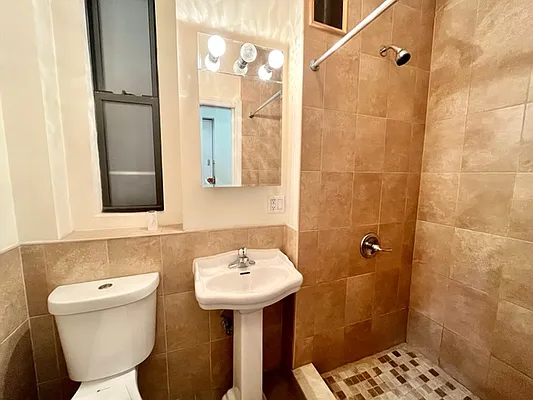 Rented by Best Apartments North Inc | media 16