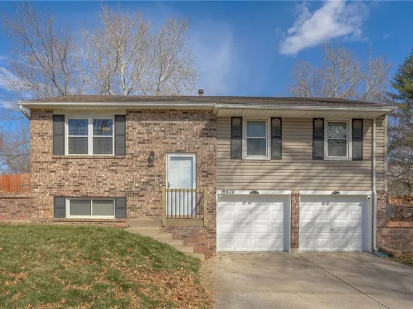 19800 E Millhaven St, Independence, MO 64056