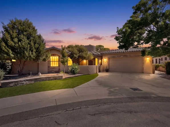 236 Anna Maria Pl SW, Albuquerque, NM 87105