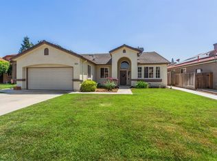 6039 W Chennault Ave, Fresno, CA