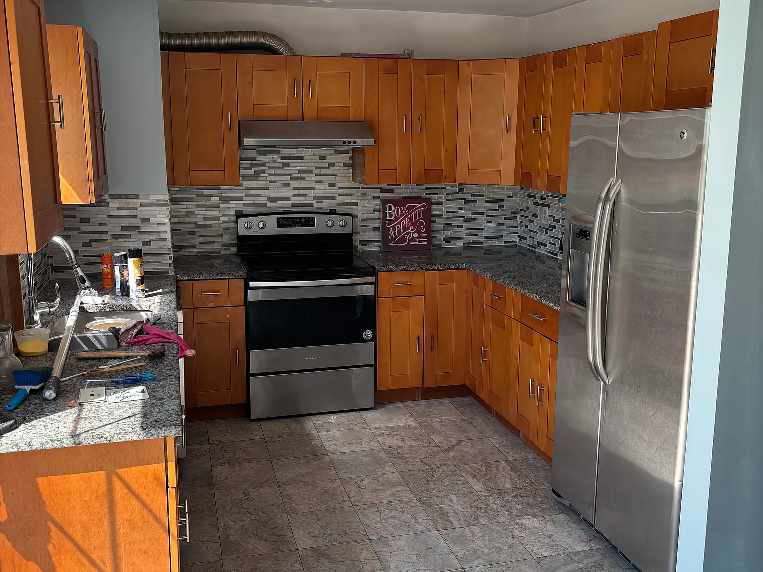 4 bed, 1347 sqft, $2,300 — Photo 1