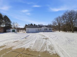 27741 Kramer ROAD, Waterford, WI 53185