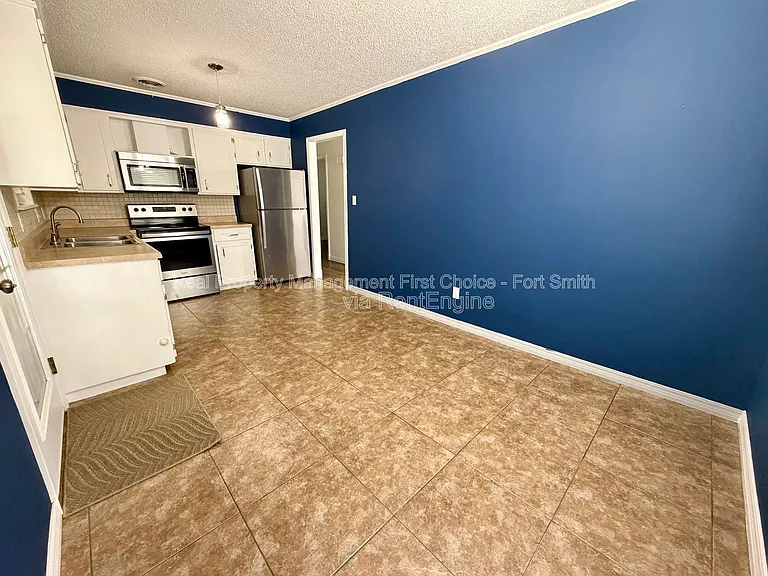 3 Cowden Ct — Photo 2