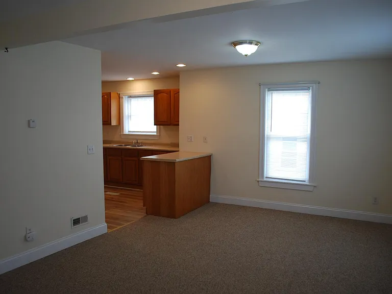 528 Franklin St #B — Photo 13