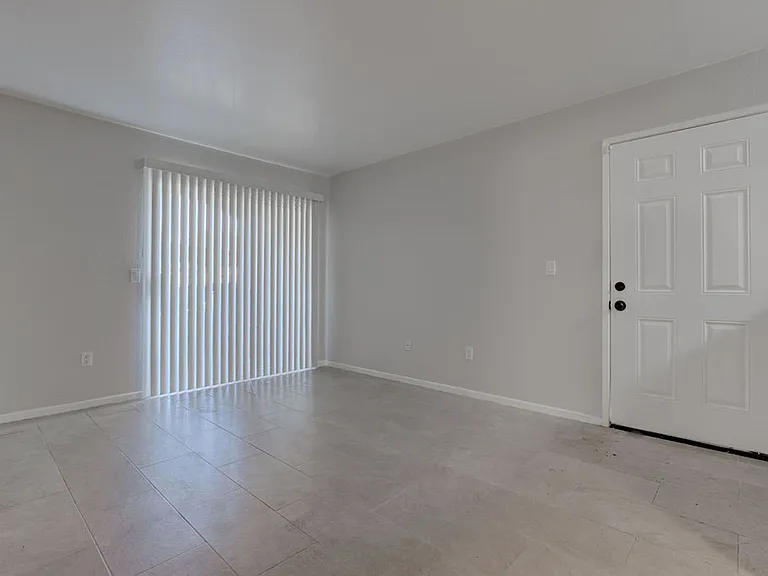 7885 W Flamingo Rd #1016 — Photo 2