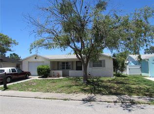 7237 Cay Dr, Port Richey, FL 34668